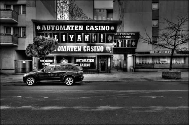 spielsalon spielothek spielhalle spielcasino automatencasino gambling hall casino arcade slot machine berlin cornutopia