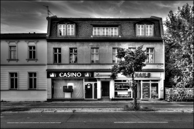 spielsalon spielothek spielhalle spielcasino automatencasino gambling hall casino arcade slot machine berlin cornutopia