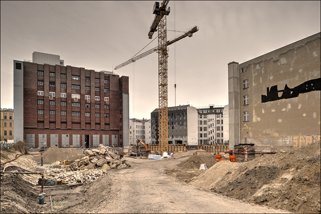 berlin construction site terrain vague cityscape stadtraum densification verdichtung urban spaces stadtentwicklung